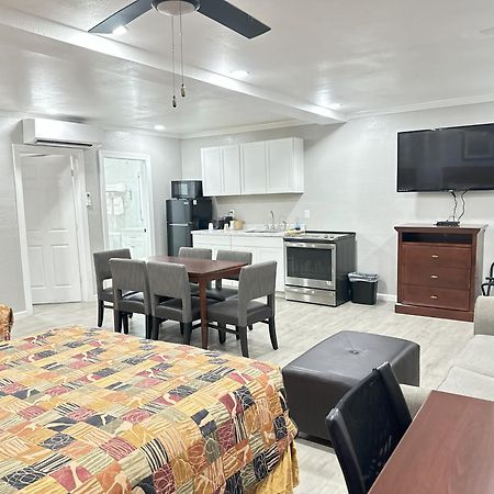 Venice Gardens Sunshine Inn & Suites Venice, Florida מראה חיצוני תמונה