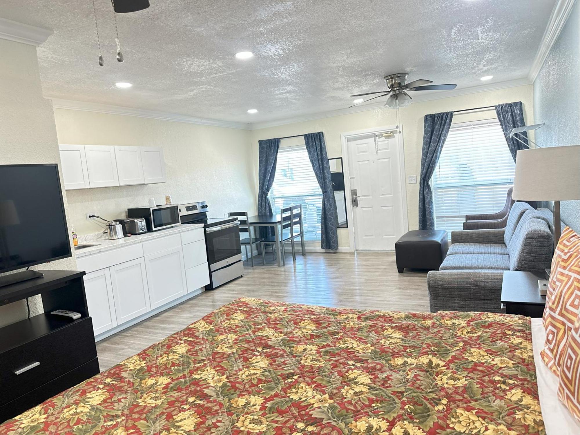 Venice Gardens Sunshine Inn & Suites Venice, Florida מראה חיצוני תמונה