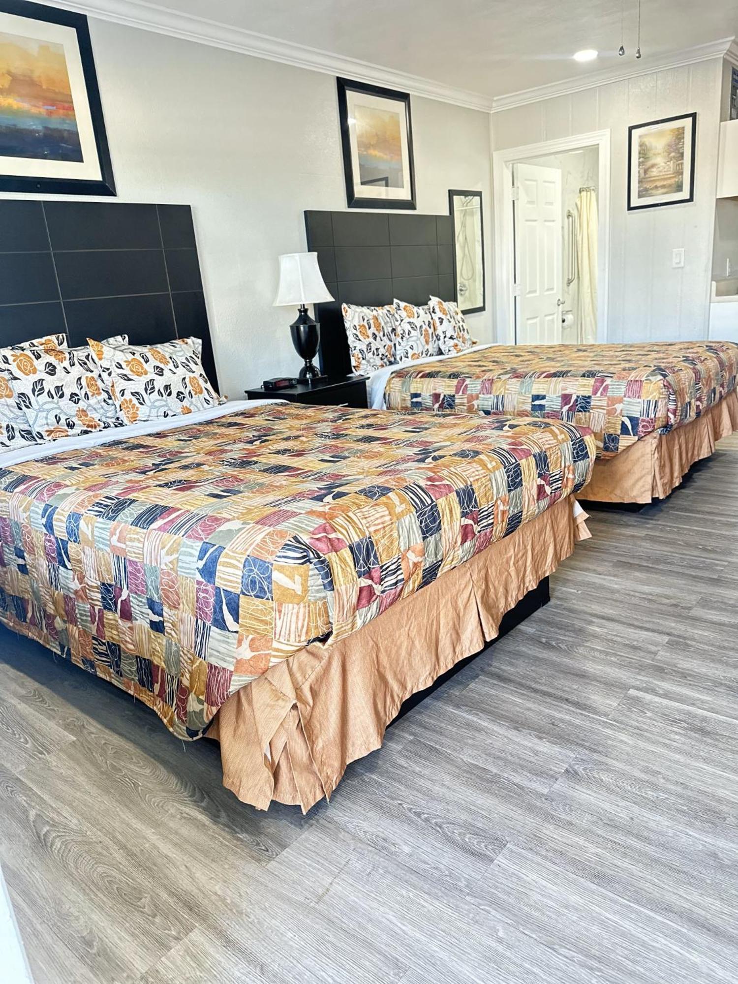 Venice Gardens Sunshine Inn & Suites Venice, Florida מראה חיצוני תמונה