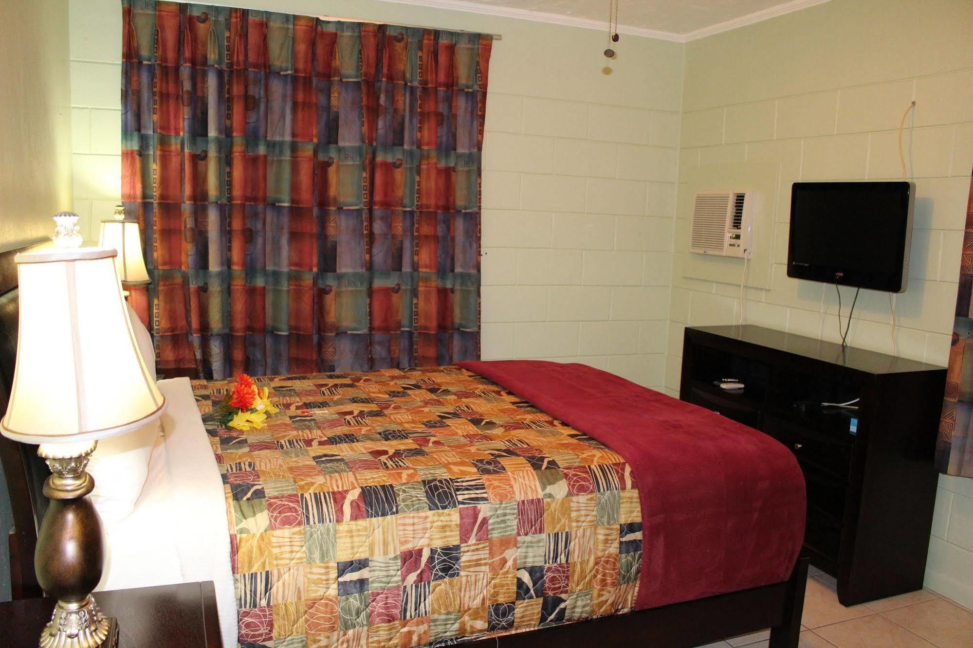 Venice Gardens Sunshine Inn & Suites Venice, Florida מראה חיצוני תמונה