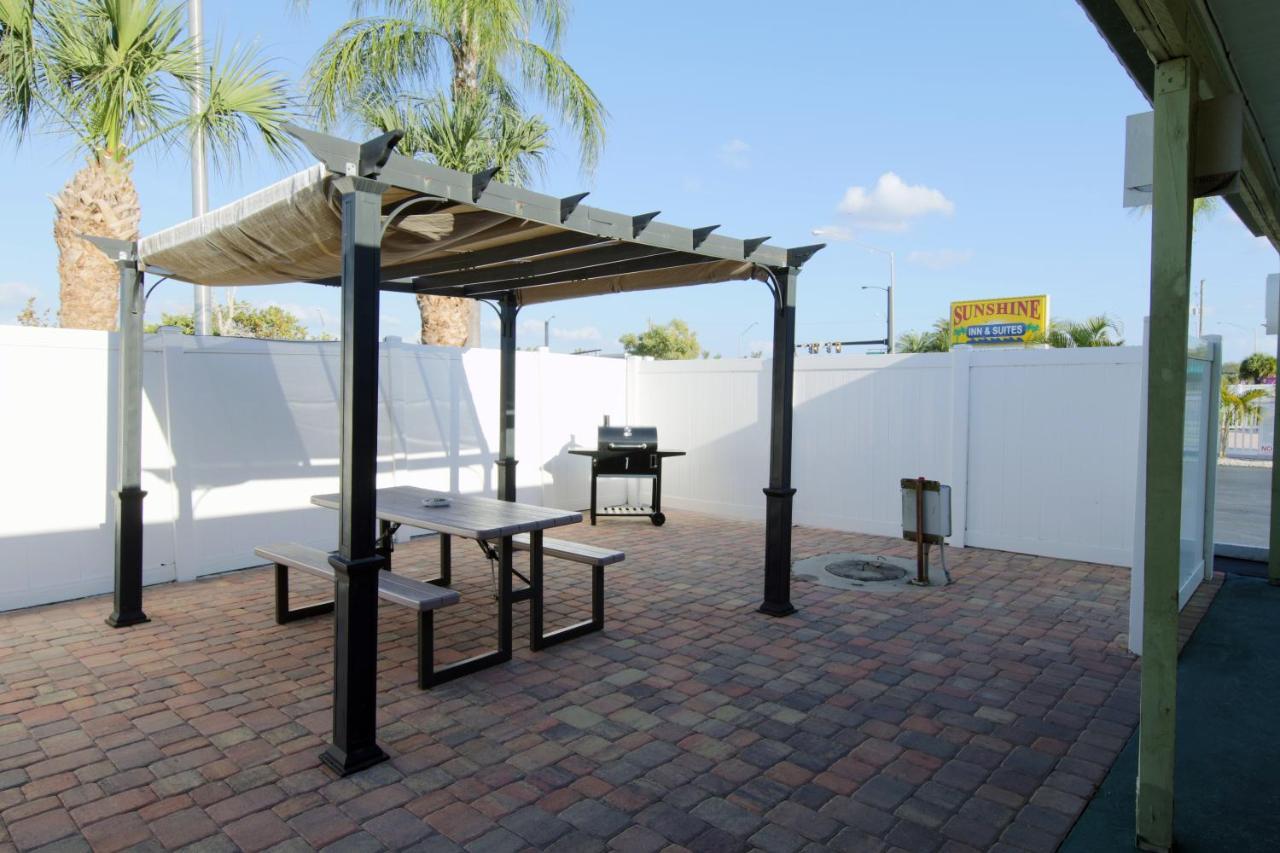 Venice Gardens Sunshine Inn & Suites Venice, Florida מראה חיצוני תמונה